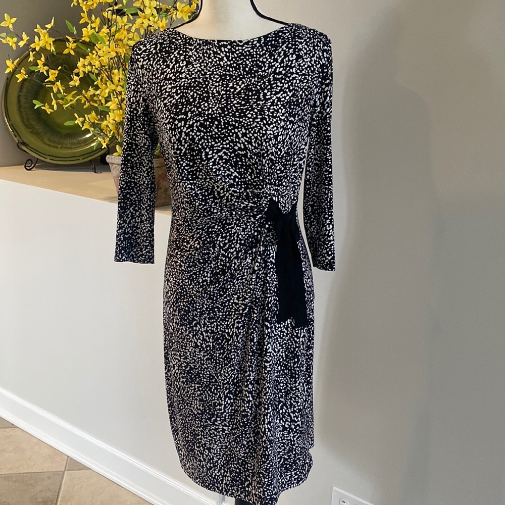 Pretty! Just Taylor Black/White Dress size 6 ❤️❤️